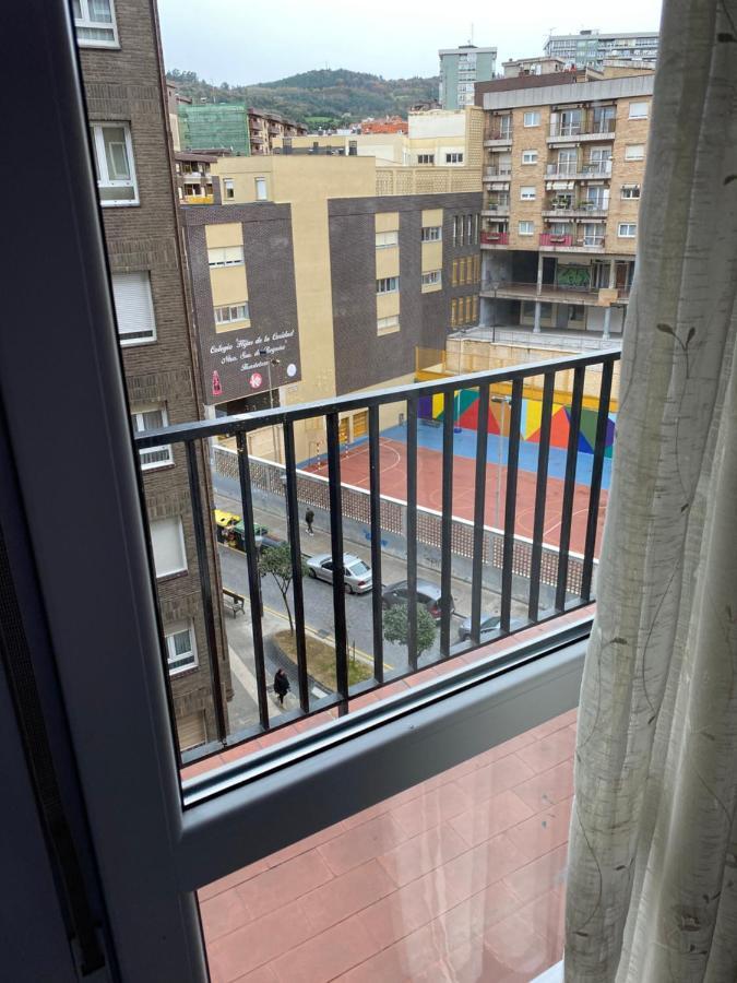 Habitacion Con Balcon Y Wifi บิลเบา ภายนอก รูปภาพ