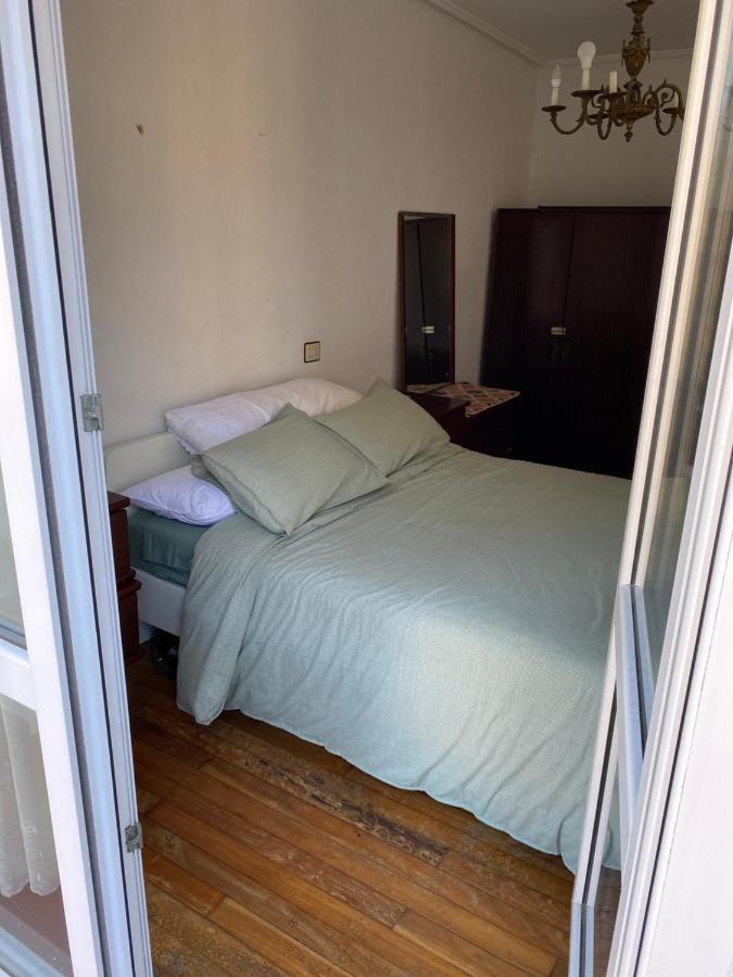 Habitacion Con Balcon Y Wifi บิลเบา ภายนอก รูปภาพ